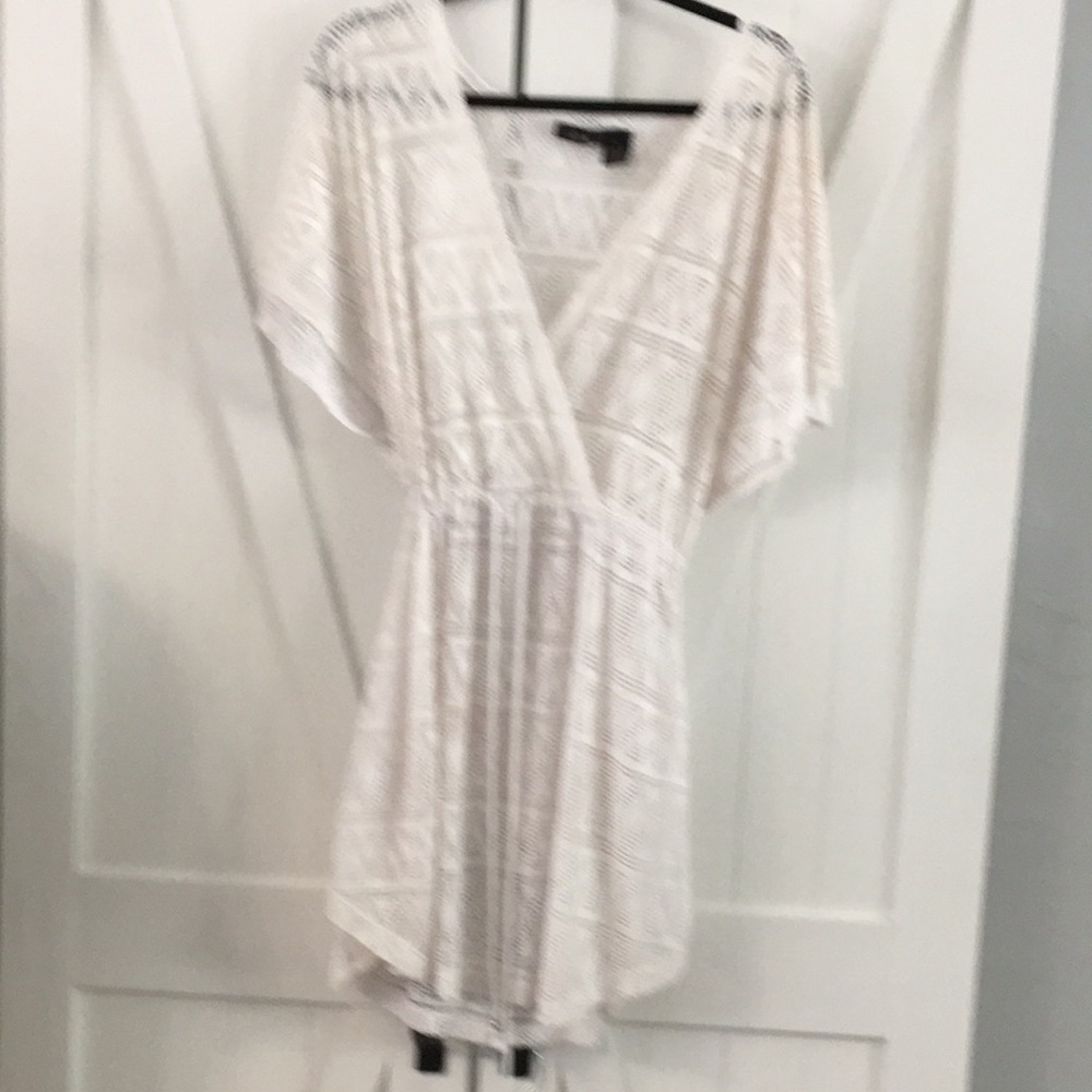 Apt -9 swim cover up, empire waist with a drawstring. Size XL